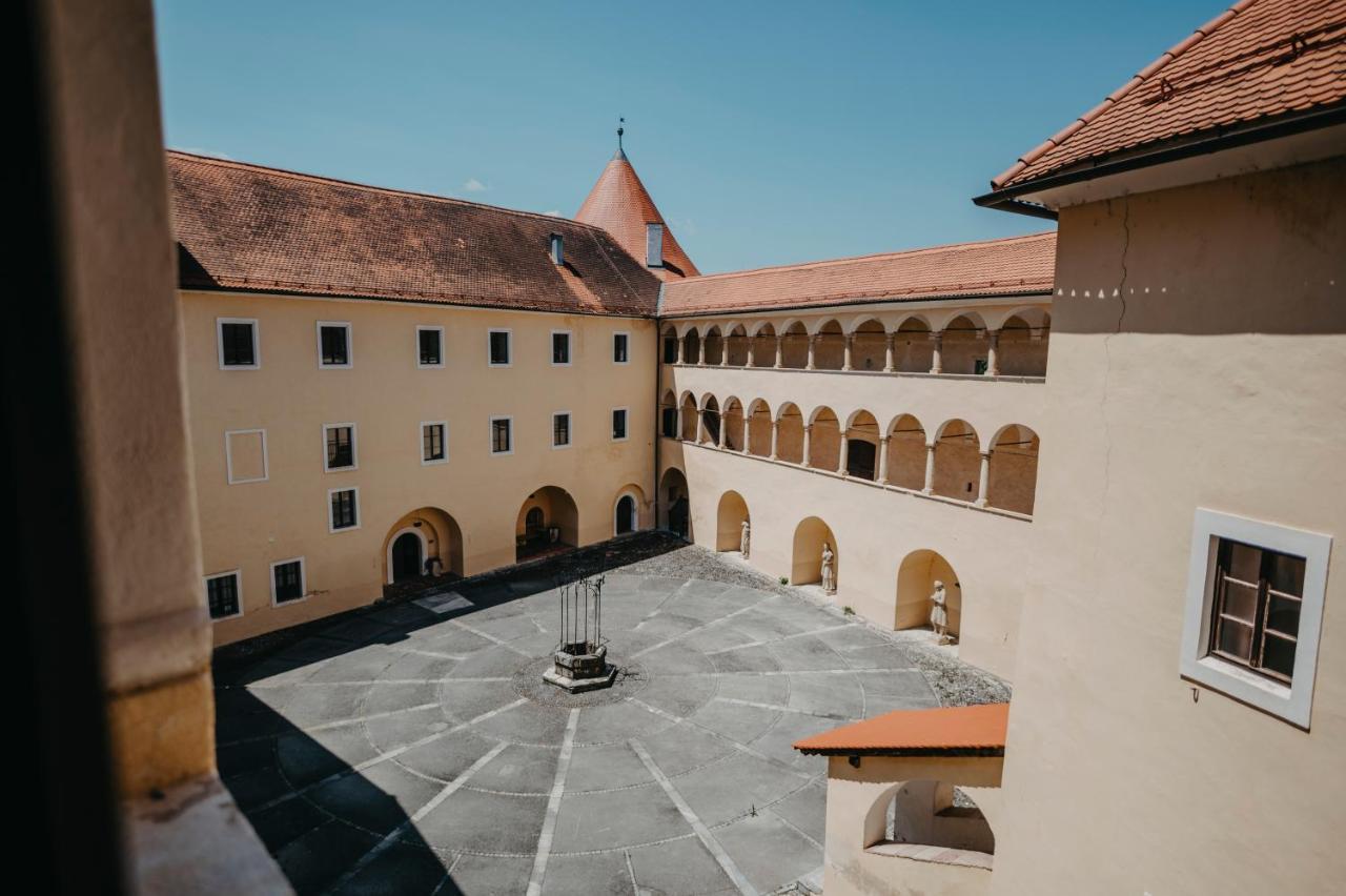 Mokrice Castle Estate Hotell Obrezje Eksteriør bilde
