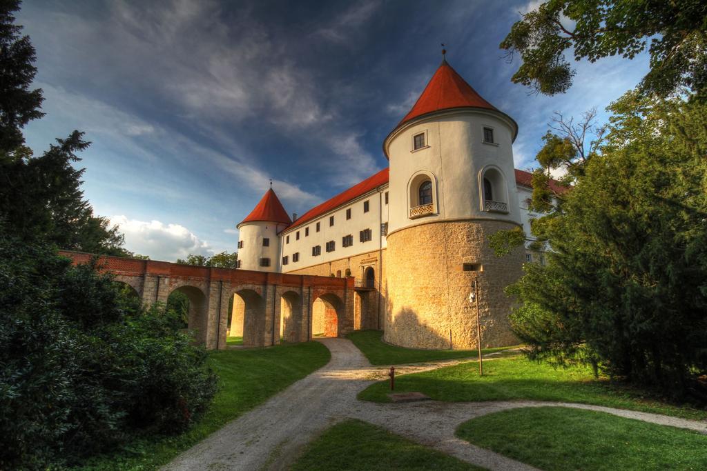 Mokrice Castle Estate Hotell Obrezje Eksteriør bilde